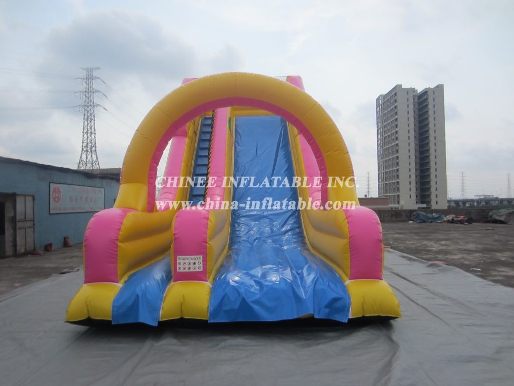 T8-272 Undersea World Inflatable Slide
