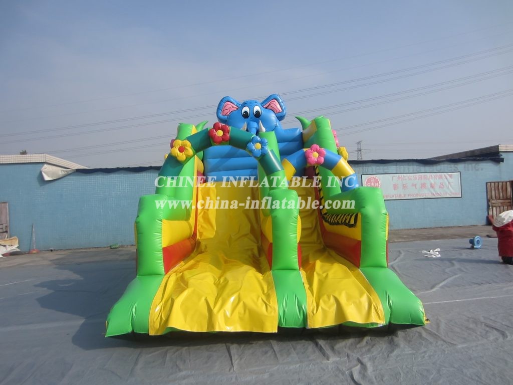 T8-1419 The Mouse Inflatable Slide