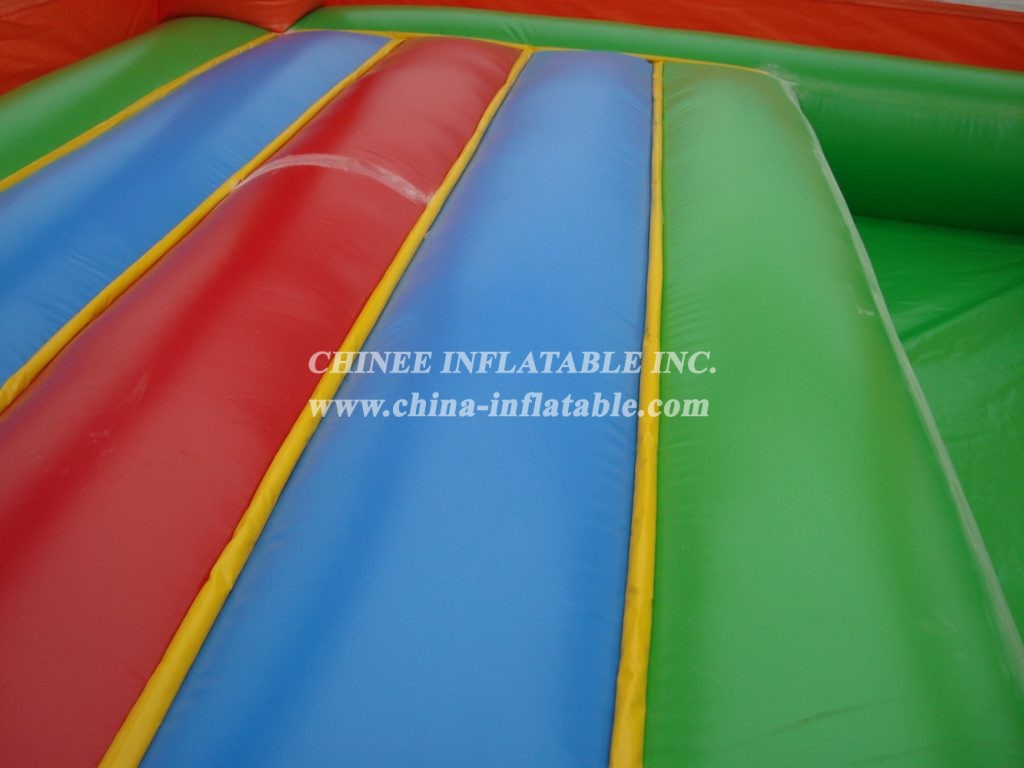 T2-2595 Crayon Inflatable Bouncers