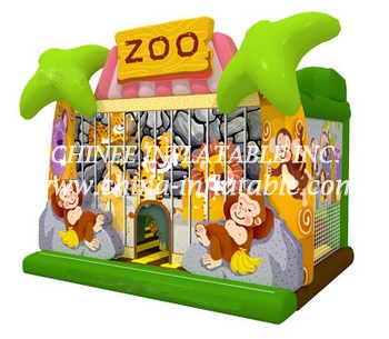 T2-3304 Zoo Bouncy Castle