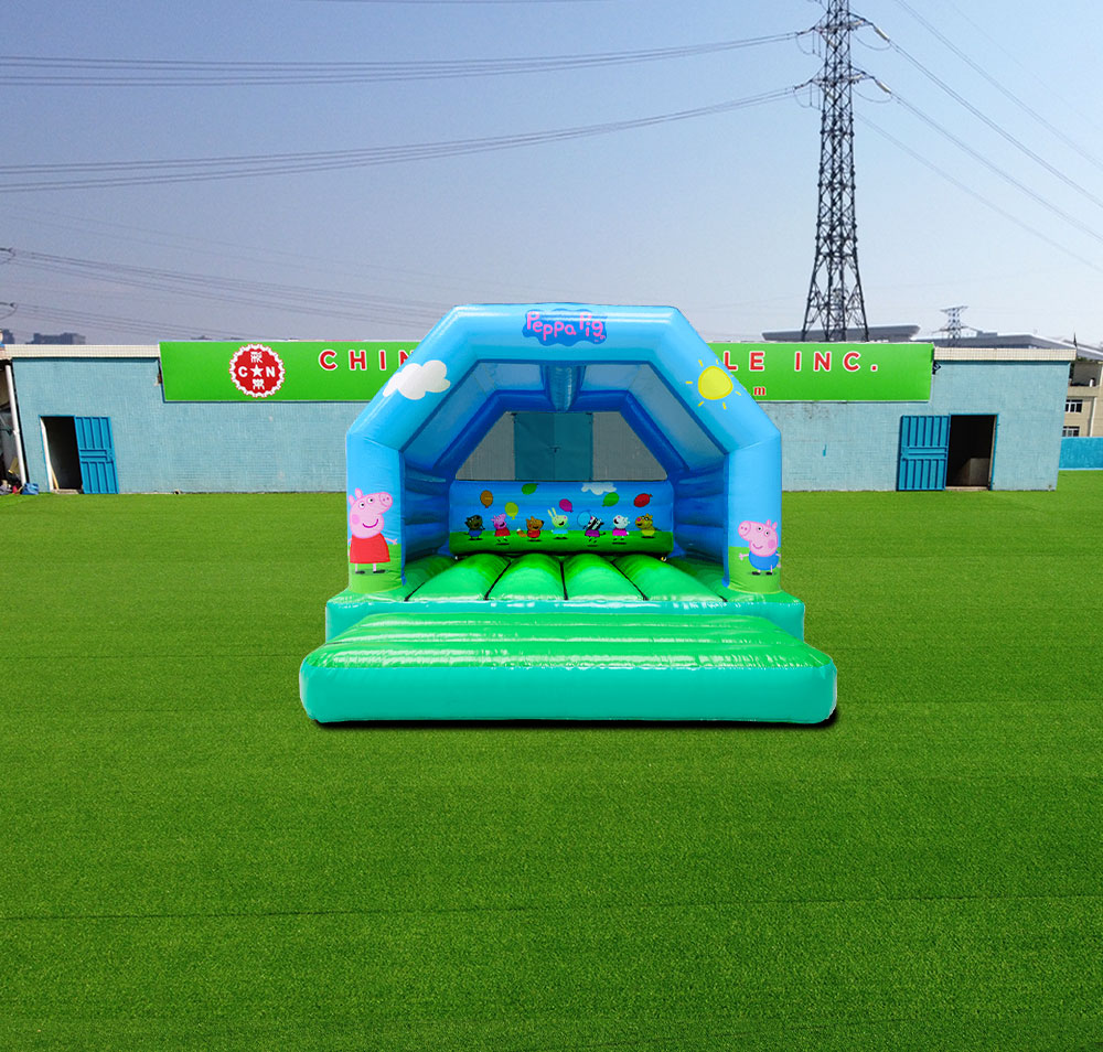 T2-4045 15X15Ft Green Peppa Pig Bounce House