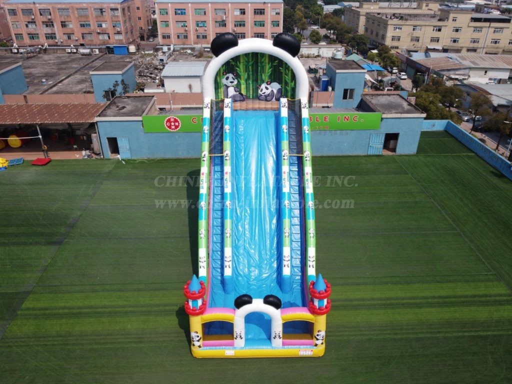 GS1-001B Giant Panda Castle Inflatable Slide
